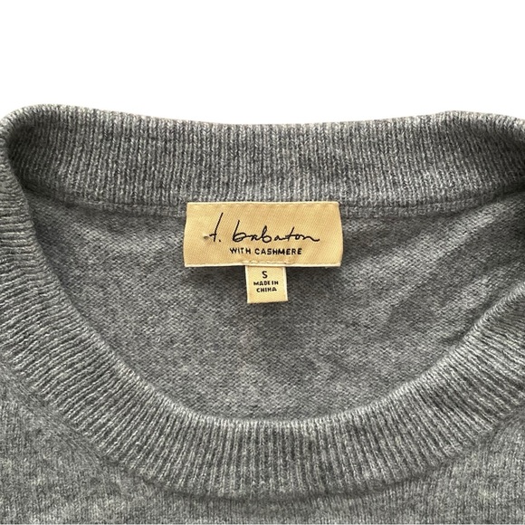 Aritzia t. babaton Cashmere and Wool Blue/Gray Striped Sweater Size S - Picture 5 of 6